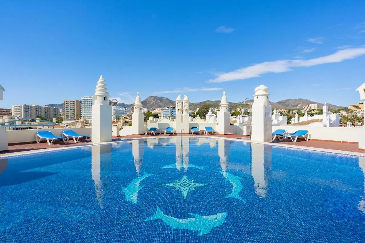 Malaga Puerto Benalmadena: Seaside Apartment with Pool and Marina Views Spain
